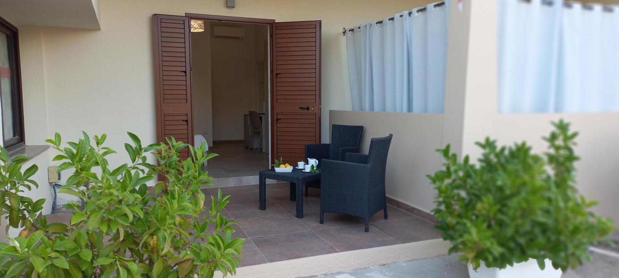 Bed and Breakfast Mivida "Le Stanze Di Ada" San Teodoro  Zimmer foto